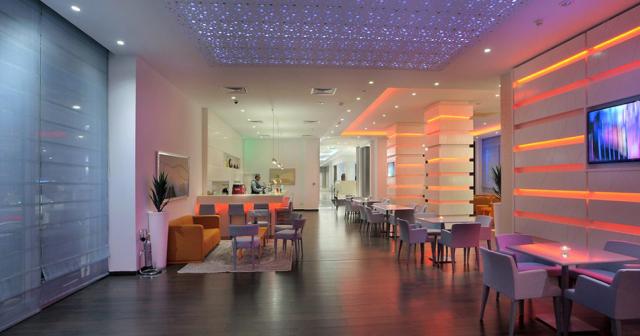 Nestor-MAIN-BAR-03
