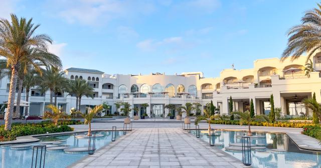 Cleopatra-Sidi-Heneish-HOTEL-01