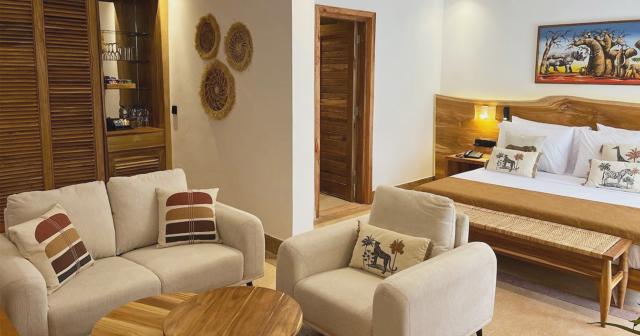 Jaz-Amanula-ROOM-01