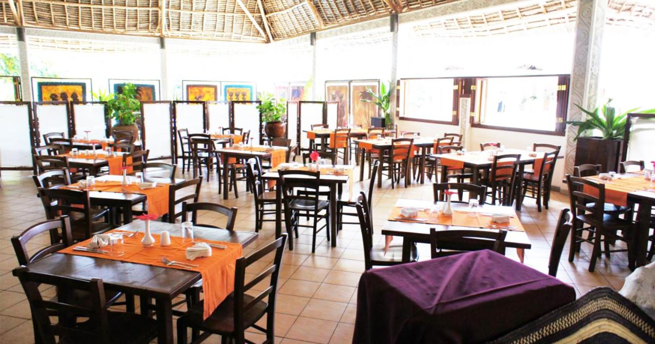 Jaz-Adonia-RESTAURANT-02