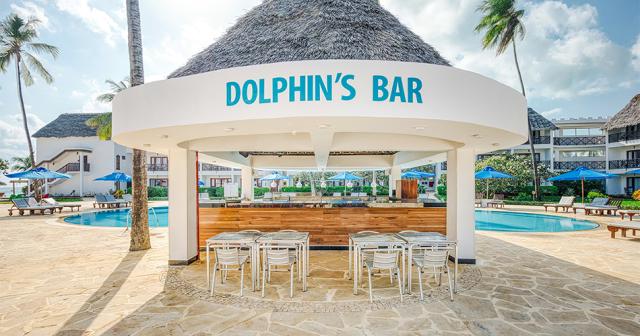 Nungwi-Beach-Resort-By-Turaco-2024-POOL-BAR