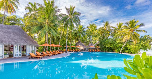 Sun-Siyam-Vilu-Reef-2025-POOL-01