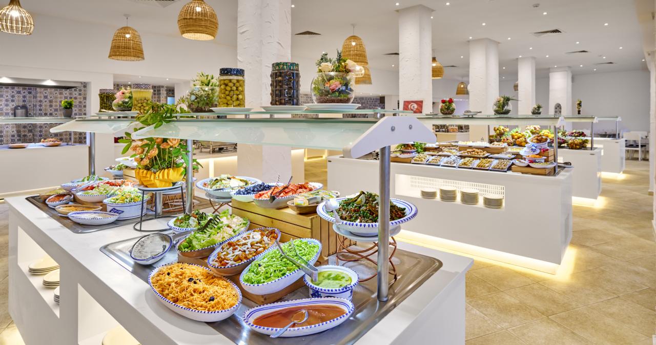 Les-Quatre-Saisons-and-Aqupark-RESTAURANT-2025-04