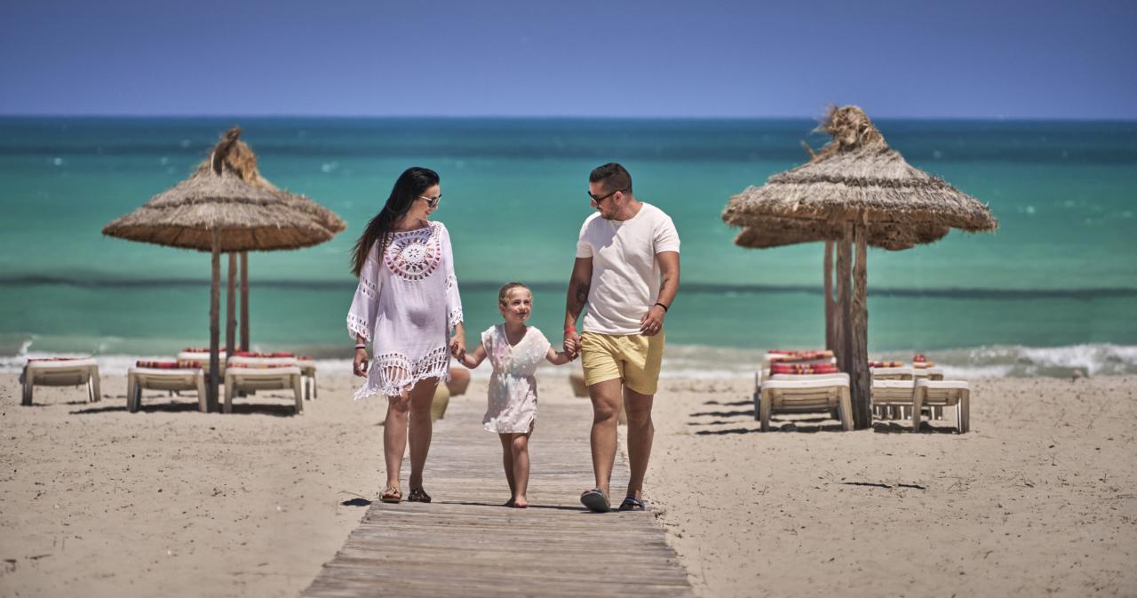 Les-Quatre-Saisons-and-Aqupark-BEACH-2025-03