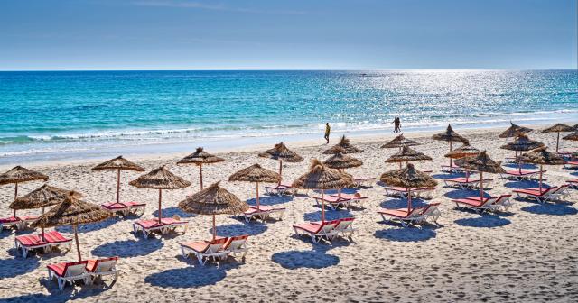 Les-Quatre-Saisons-and-Aqupark-BEACH-2025-01