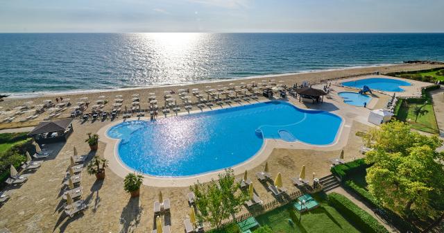Hvd-Riviera-Beach-BEACH