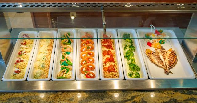 Hvd-Riviera-Beach-BUFFET-02