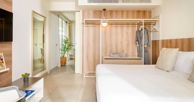 Innside-Calvia-Beach-ROOM-02