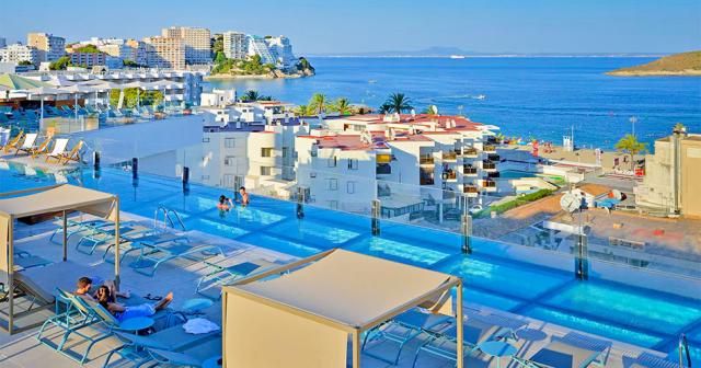 Innside-Calvia-Beach-POOL-01