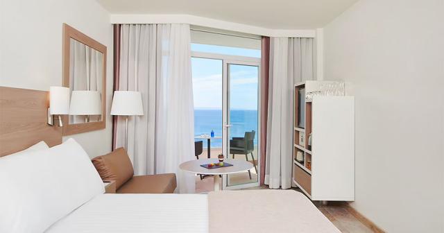 Melia-Calvia-Beach-ROOM-02