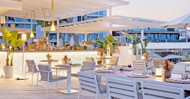 Melia-Calvia-Beach-BAR-02