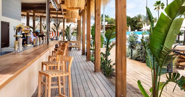 Innside-Wave-Calvia-OUTSIDE-BAR