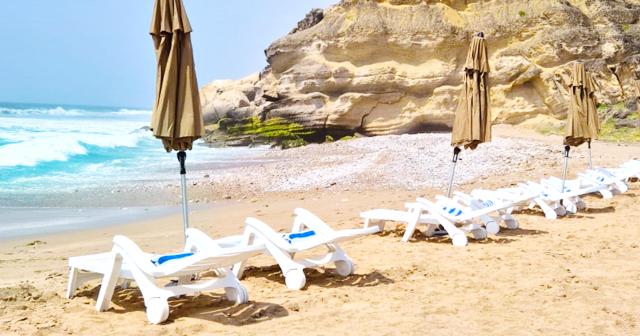 Arabian-Sea-By-Abraj-BEACH