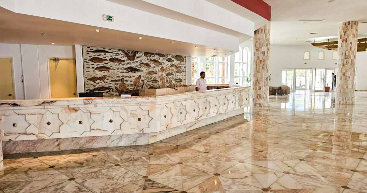 Monarque-El-Fatimi-Mahdia-RECEPTION-02