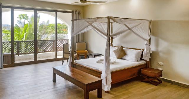 Ahg-Hisia-Nungwi-Experience-Hotel-JUNIOR-SUITE