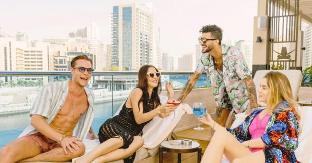 Hyde-Hotel-Dubai-ROOFTOP-POOL