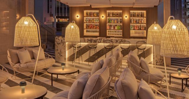 Hyde-Hotel-Dubai-2025-POOL-LOUNGE