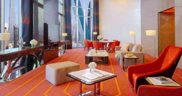 Hyde-Hotel-Dubai-ROCKSTAR-SUITE