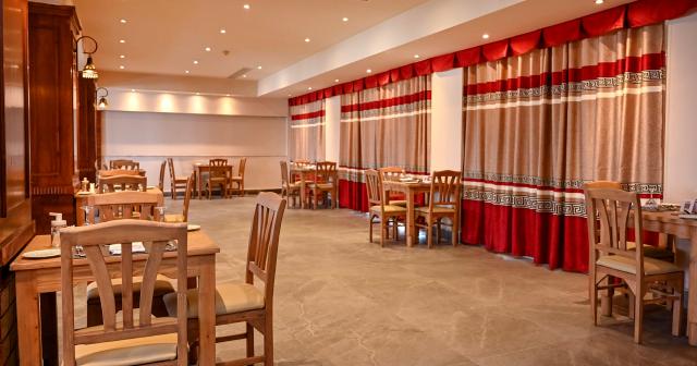 Sunrise-Riviera-Aqua-Park-Resort-POSEIDON-RESTAURANT