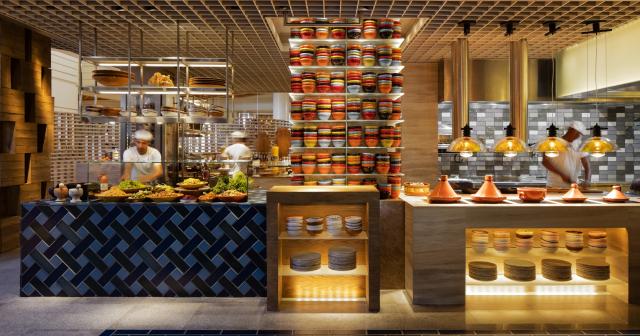 Grand-Hyatt-Dubai-Resort-and-Waterpark-RESTAURANT-04