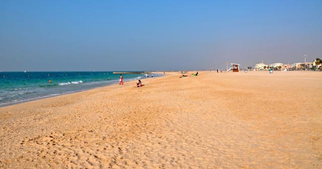 Grand-Hyatt-Dubai-Resort-and-Waterpark-KITE-BEACH