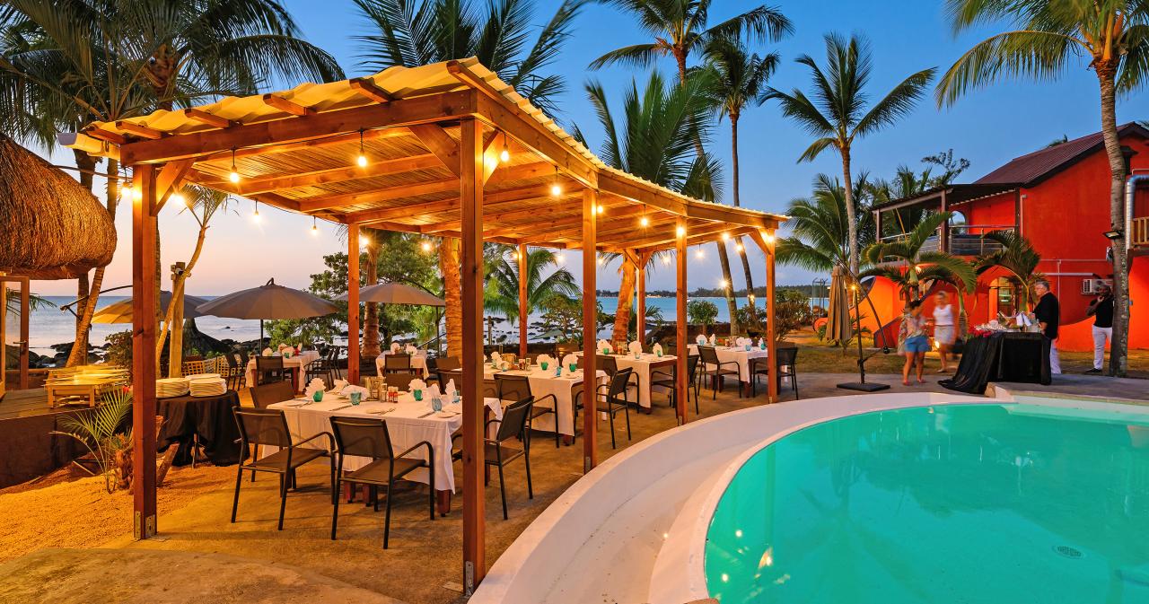 Flowers-Of-Paradise-RESTAURANT-03