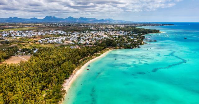 Flowers-Of-Paradise-BEACH-Mont-Choisy-beach-in-Grand-Baie