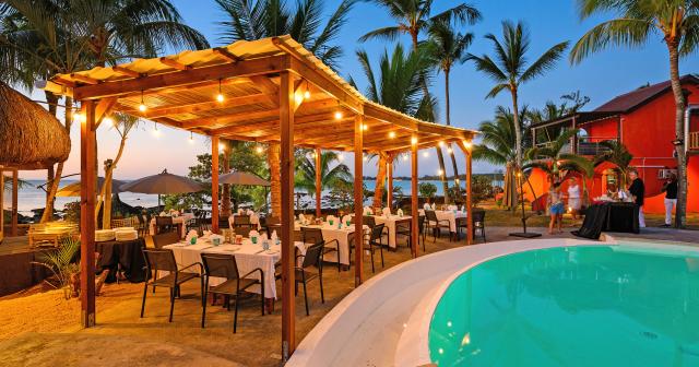 Flowers-Of-Paradise-RESTAURANT-03