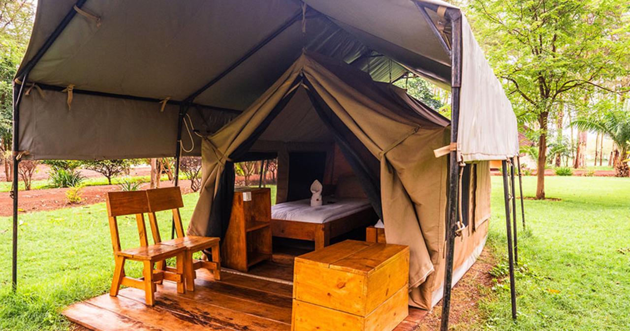 Safari-Ngorongoro-TENT-02