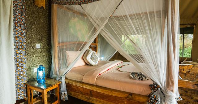 Safari-Ngorongoro-TENT-04
