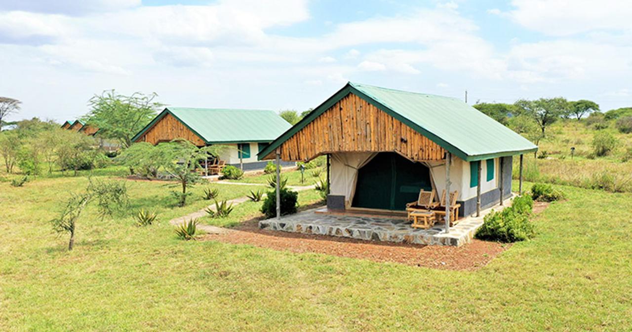 3-Dny-Na-Safari-Serengeti-S-Relaxem-Na-Zanzibaru-11