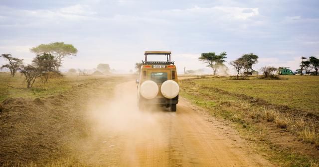 3-Dny-Na-Safari-Serengeti-S-Relaxem-Na-Zanzibaru-06