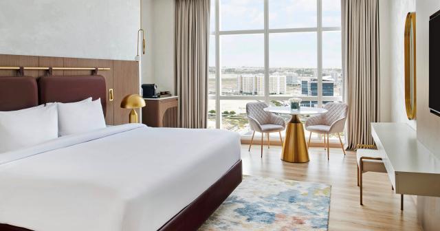 Movenpick-Hotel-Jumeirah-Village-Triangle-SUPERIOR-ROOM-01