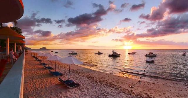 Golden-Beach-Resort-Spa-BEACH-SUNSET