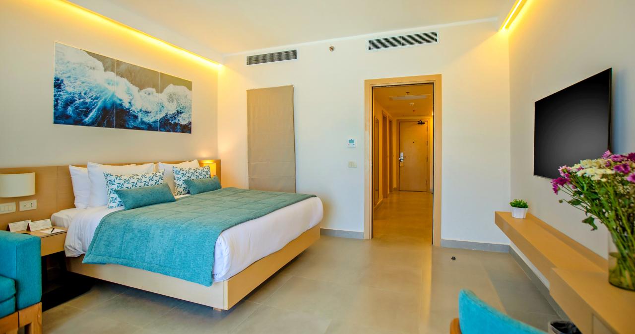 Amwaj-Beach-Club-Abu-Soma-ROOM-FAMILY-BUNKBED-2025-NEW-01