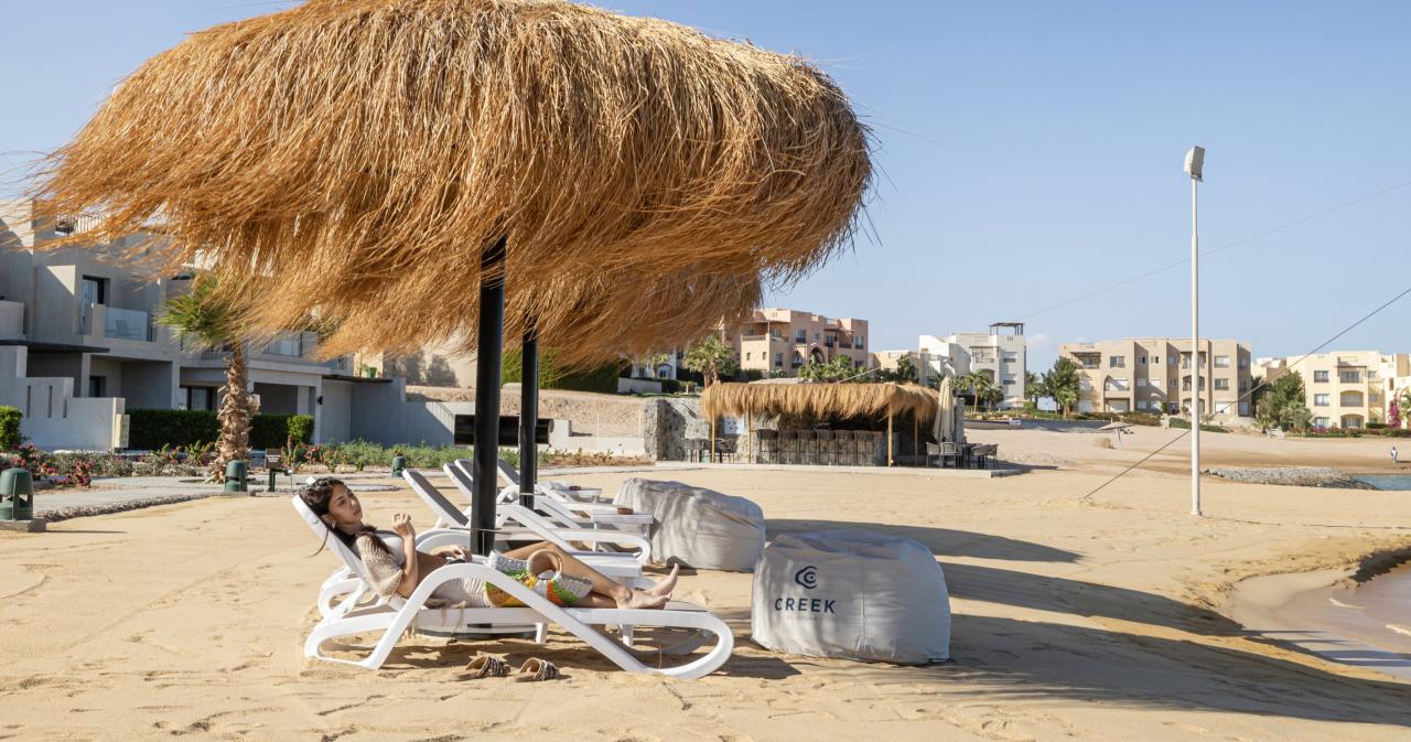 Creek-Hotel-and-Residences-El-Gouna-BEACH-02