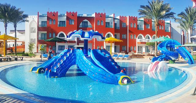 Sentido-Mamlouk-Palace-Resort-and-Spa-AQUAPARK-VE-VEDLEJSIM-HOT