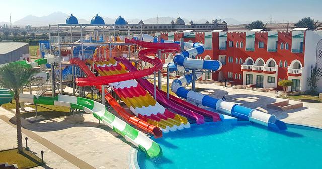 Sentido-Mamlouk-Palace-Resort-and-Spa-AQUAPARK-VE-VEDLEJSIM-HOT