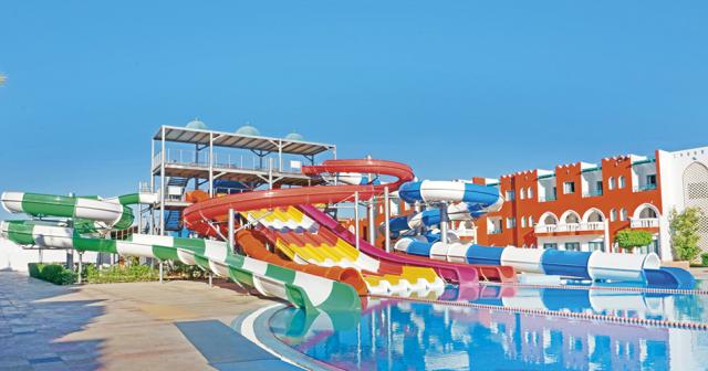 Sunrise-Garden-Beach-Resort-and-Spa-AQUAPARK-5
