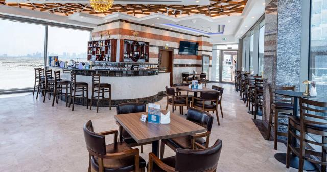 Park-Regis-by-Prince-INDOOR-BAR-01