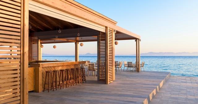 Avra-Beach-Resort-Hotel-a-Bungalows-BEACH-BAR