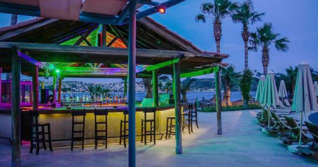Hotel-3S-Beach-BAR
