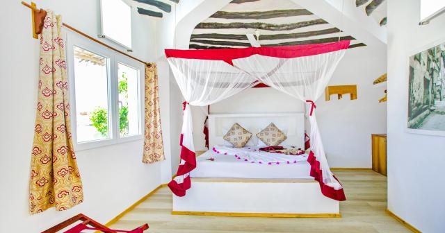 Ahg-Dreams-Bay-Beach-ROOM-01
