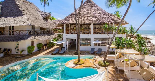 Ahg-Dreams-Bay-Beach-OVERVIEW-05