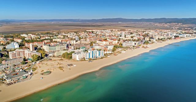 Noma-Boutique-SUNNY-BEACH-2025-01