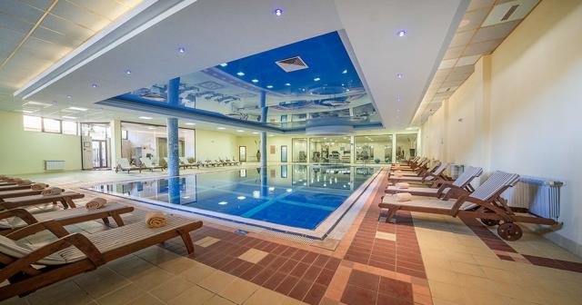 Grifid-Hotel-Bolero-INDOOR-POOL