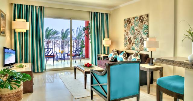Sunrise-Cardina-Resort-Ex-Aurora-Bay-SUPERIOR-ROOM-2025-02