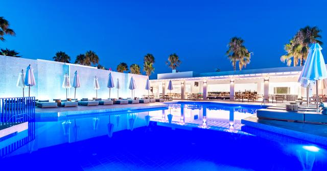 Diamond-Boutique-NIGHT-VIEW