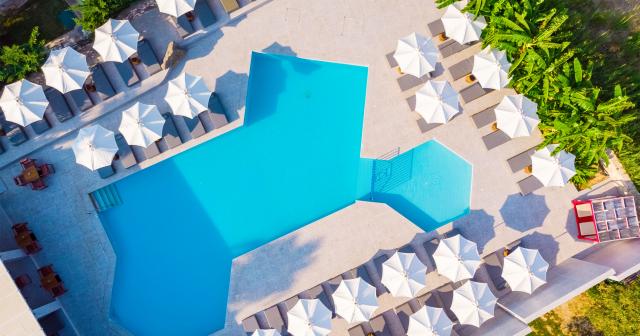Diamond-Boutique-POOL-OVERVIEW