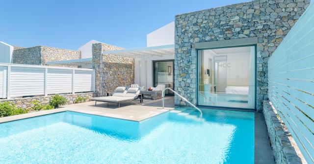Diamond-Deluxe-PRIVATE-POOL